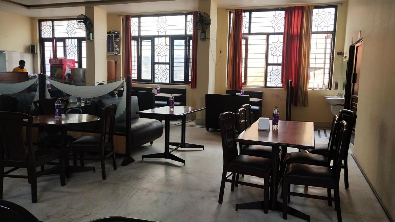 Hotel Vyshak International Mysore Exterior photo